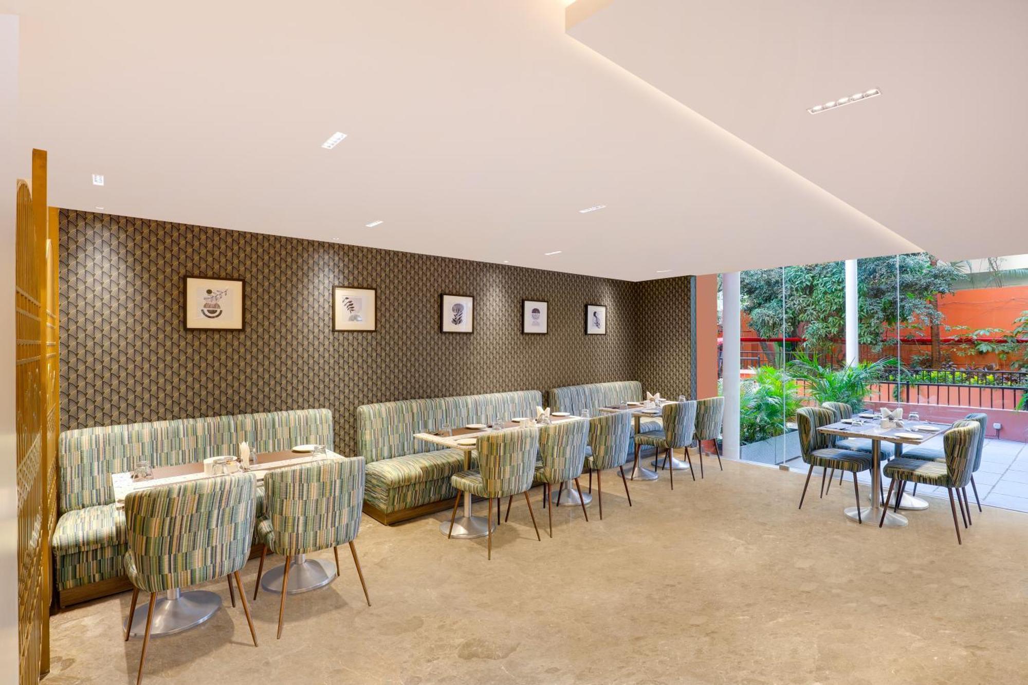 Lemon Tree Suites, Whitefield, Bengaluru Exterior foto